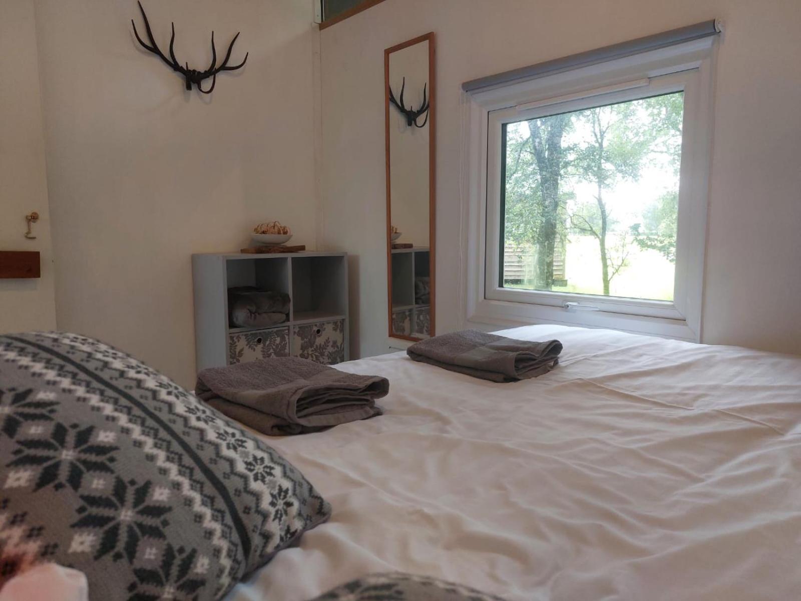 Loch Aweside Forest Cabins Dalavich Rom bilde