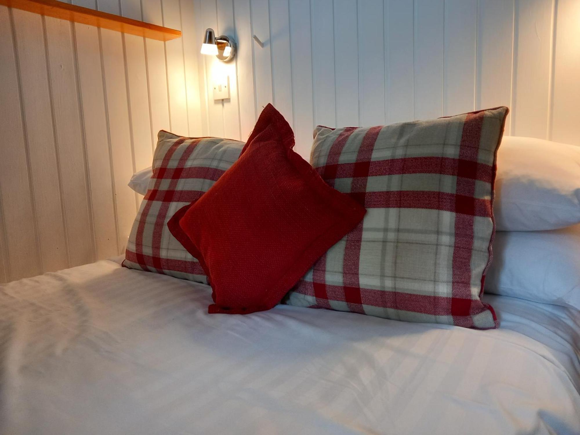 Loch Aweside Forest Cabins Dalavich Rom bilde