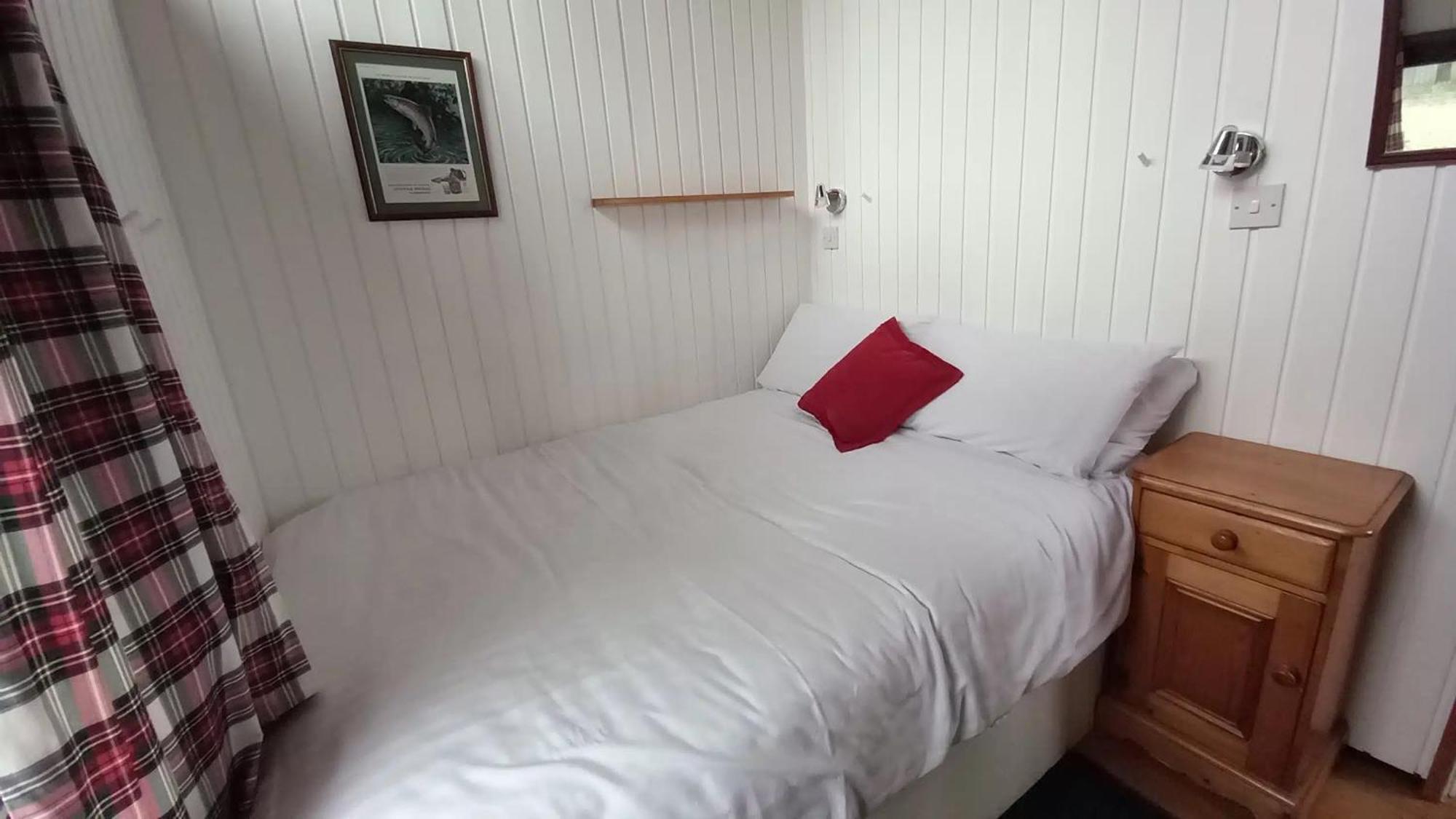Loch Aweside Forest Cabins Dalavich Rom bilde